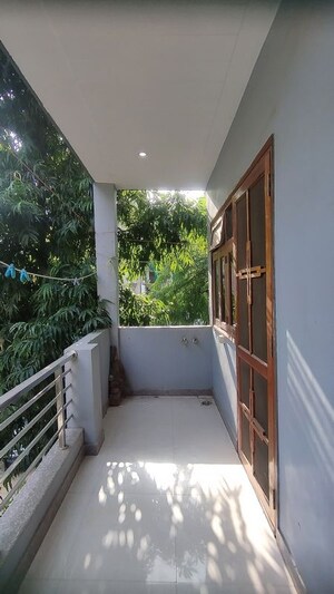 Balcony in 1 BHK Builder Floor at EWS Flats, Sector 47 – for Rent