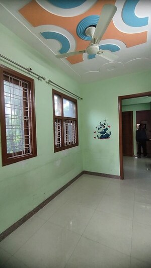 Room in 1 BHK Builder Floor at EWS Flats, Sector 47 – for Rent