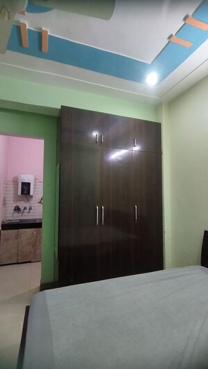 Room in 1 BHK Builder Floor at EWS Flats, Sector 47 – for Rent