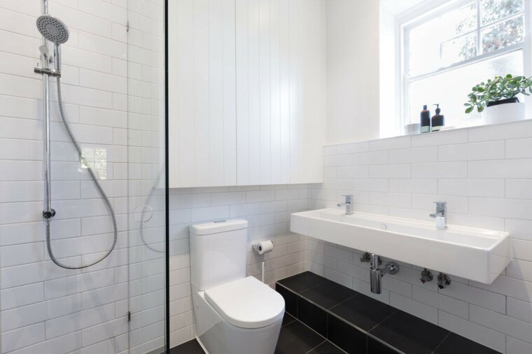 Bathroom, signature-orchard-avenue-2 2 Bedroom 656 Sq.Ft. Apartment In Sector 93 Gurgaon 10717420