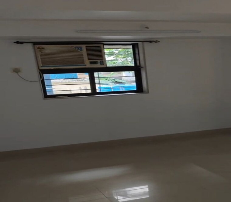 Room, dadar east 2 Bedroom 600 Sq.Ft. Apartment In Dadar East Mumbai 10717490