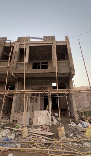3 BHK Villa – Exterior View View at Vatika Road - for Sale