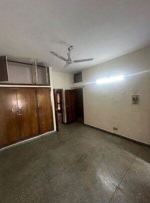 Room in 4 BHK Independent House at Phase 2 – for Sale