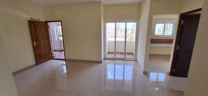 Room in 2 BHK Apartment at Medavakkam – for Sale