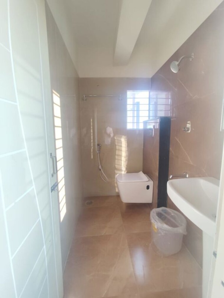Bathroom, btm layout 1 1 Bedroom 1000 Sq.Ft. Apartment In Btm Layout 1 Bangalore 10716461