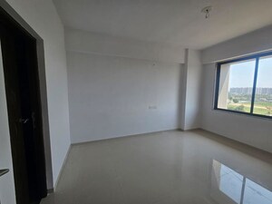 Room in 2 BHK Apartment at Shela – for Rent