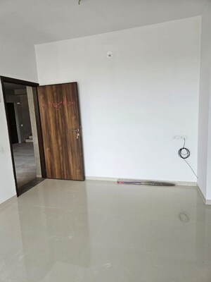Room in 2 BHK Apartment at Shela – for Rent
