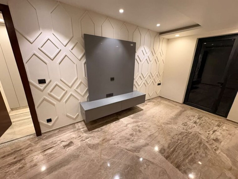 Room, sector 89a 3 Bedroom 1800 Sq.Ft. Apartment In Sector 89a Gurgaon 10716195