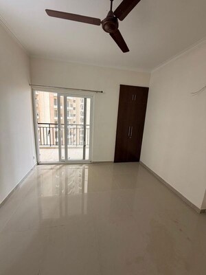 3 BHK Apartment For Rent in Sector 16c Greater Noida