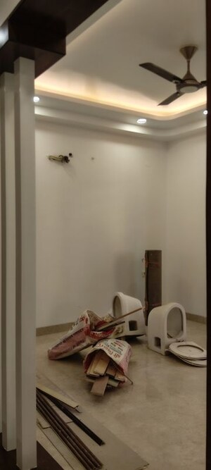 Furnished Amenities in 3 BHK Builder Floor at Sector 89 – for Sale