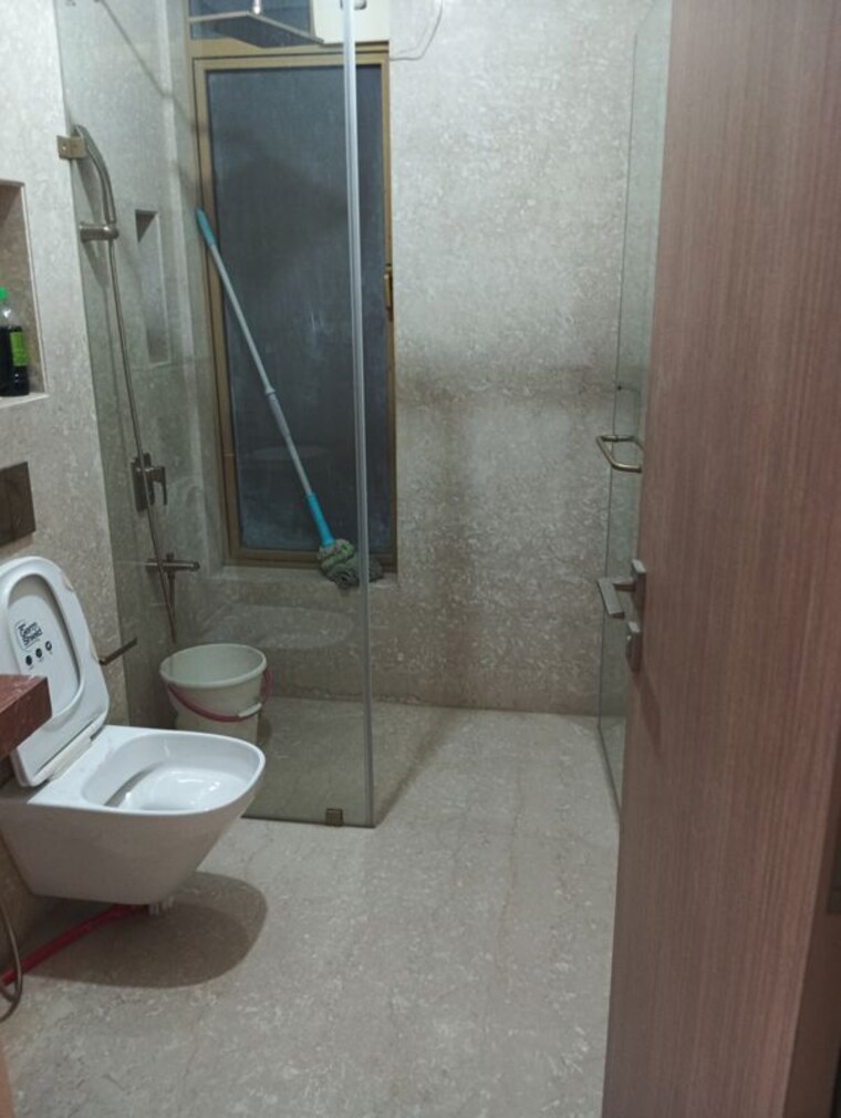 Bathroom, godrej-rks 5 Bedroom 2264 Sq.Ft. Apartment In Chembur Mumbai 10717495