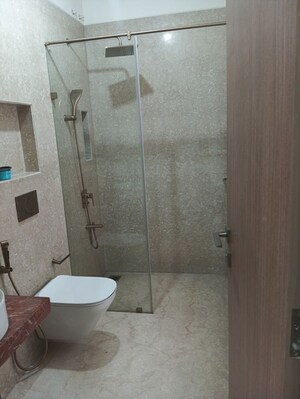 Bathroom in 5 BHK Apartment at Godrej RKS, Chembur – for Rent