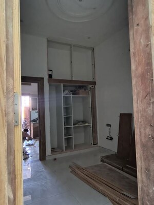 Room in 4 BHK Independent House at Maharaja Agrasen Marg – for Sale