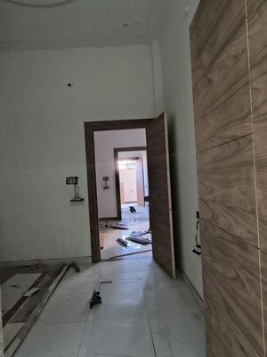 Room in 4 BHK Independent House at Maharaja Agrasen Marg – for Sale