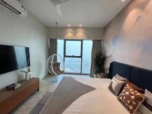 Bedroom in 2 BHK Apartment at Peninsula Salsette 27, Byculla – for Sale