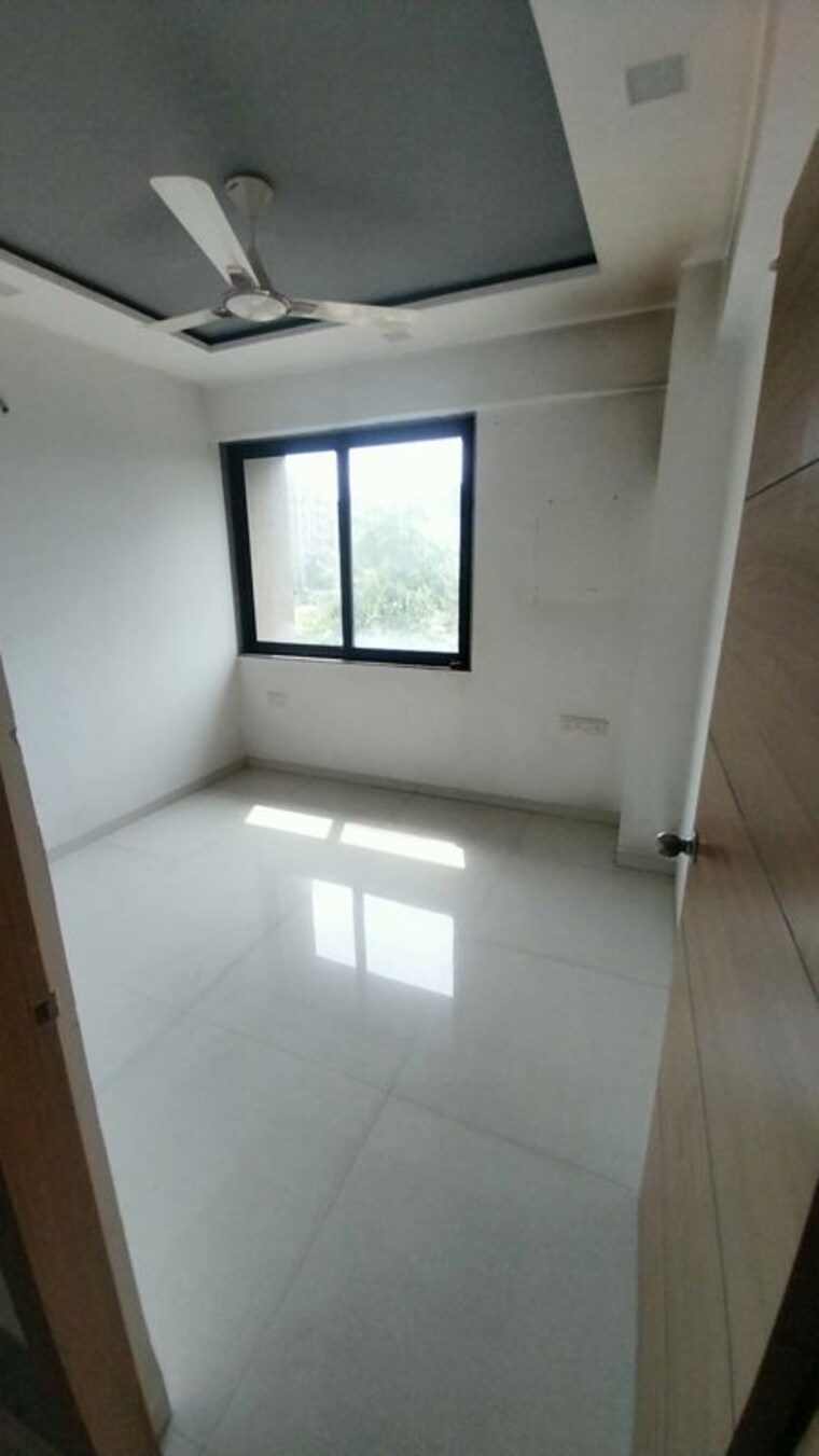 Room, shri-brahmani-vishakha-olivia 3 Bedroom 1800 Sq.Ft. Apartment In Tragad Ahmedabad 10701361