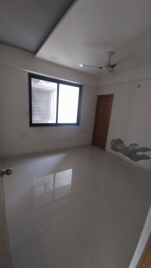 3 BHK Apartment For Rent in Shri Brahmani Vishakha Olivia, Tragad