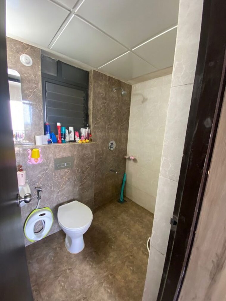Bathroom, shapoorji-pallonji-joyville 1.5 Bedroom 660 Sq.Ft. Apartment In Virar West Palghar 10717732