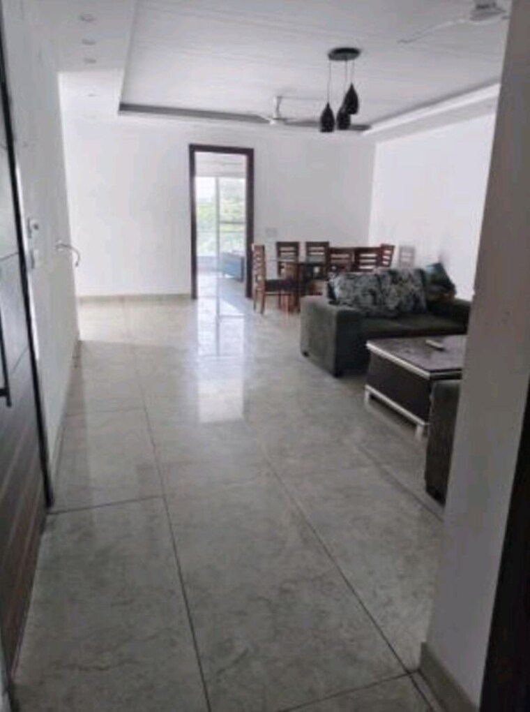 Living Room, sector 44 3 Bedroom 300 Sq.Yd. Builder Floor In Sector 44 Noida 10717759