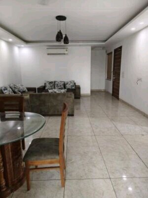 Living Room in 3 BHK Builder Floor at Sector 44 – for Rent