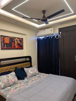 2 BHK +Apartment For Rent in Ajnara Grace