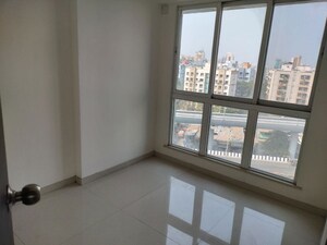 Room in 1.5 BHK Apartment at Sanskruti Splendour, Dahisar East – for Sale