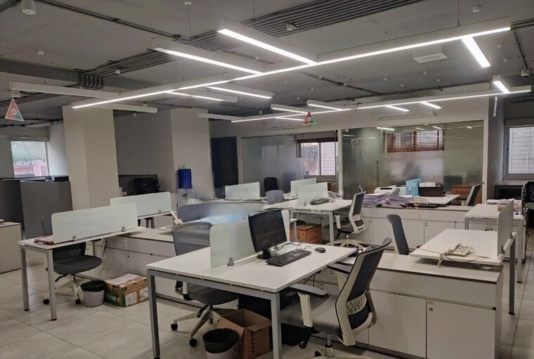 Team Area, palasia square Commercial Office Space 1230 Sq.Ft. In Palasia Square Indore 10717778