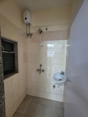 Bathroom in 1 BHK Apartment at Parel – for Rent
