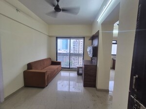 1 BHK Apartment For Rent in Parel