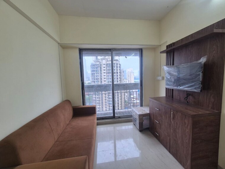 Living Room, parel 1 Bedroom 320 Sq.Ft. Apartment In Parel Mumbai 10717785