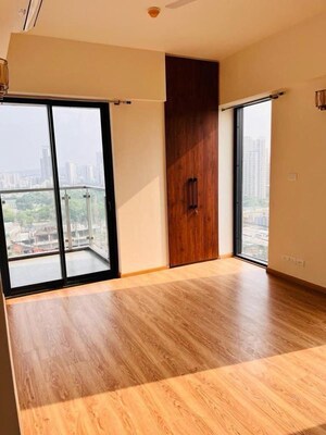 Room in 2 BHK Apartment at M3M Golf Estate, Sector 65 – for Rent