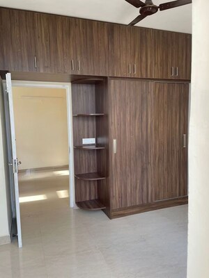 Room in 2 BHK Apartment at Shree Vardhman Mantra, Sector 67 – for Rent