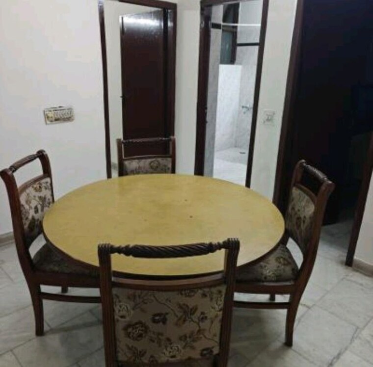 Dinning Area, sector 36 1 Bedroom 1500 Sq.Ft. Builder Floor In Sector 36 Noida 10717810