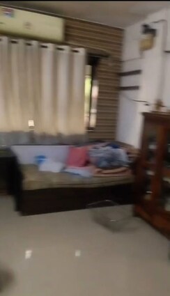 1 BHK +Apartment For Rent in Saurabh CHS Vile Parle