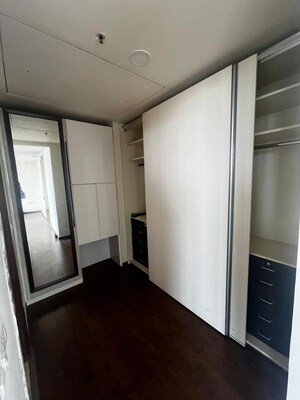 Room in 3 BHK Apartment at M3M Golf Estate, Sector 65 – for Rent