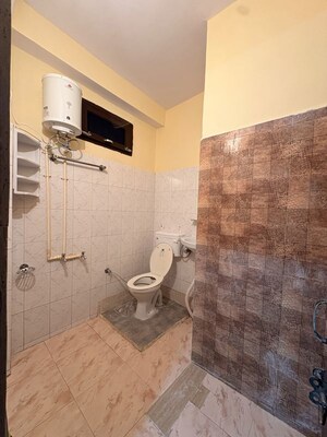 Bathroom in 1 BHK Builder Floor at Kanlog – for Rent