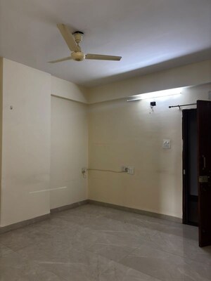 Room in 2 BHK Builder Floor at Pipliya Kumar – for Rent