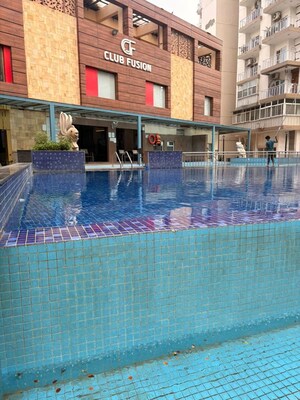 Swimming Pool in 3 BHK Apartment at Fusion Homes, Tech Zone 4 Greater Noida – for Rent