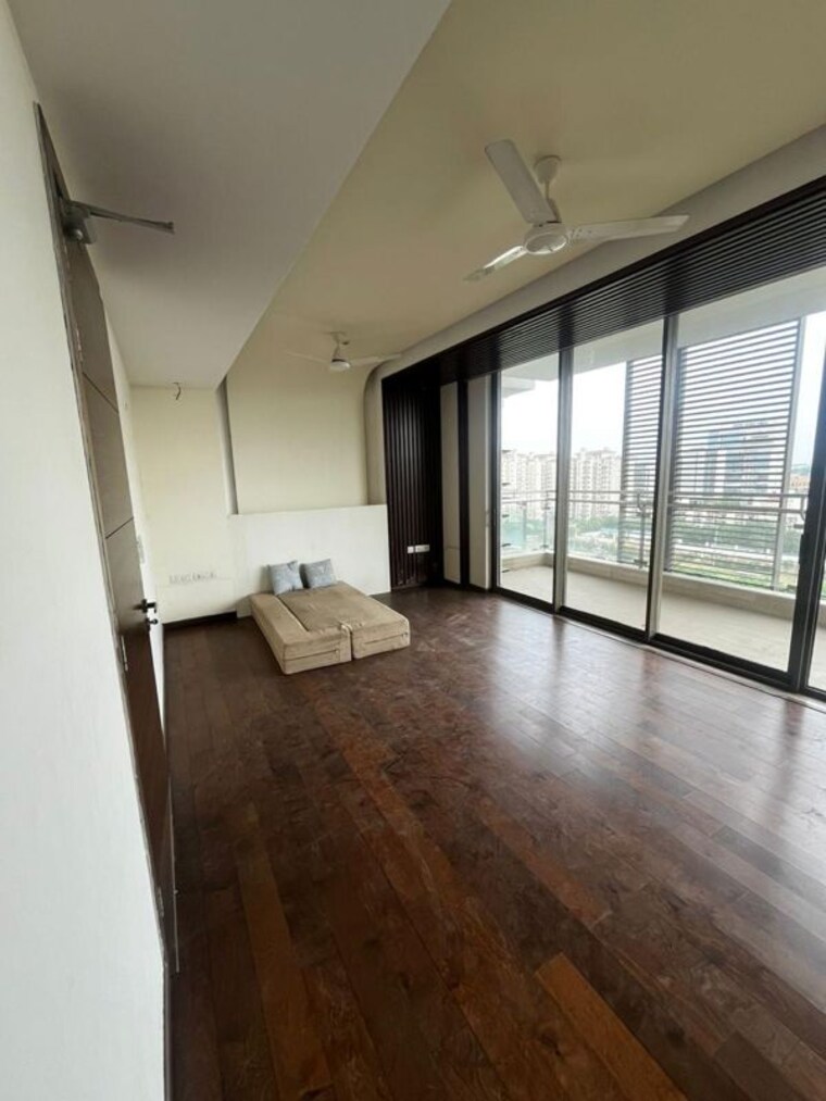 Room, m3m-golf-estate 3 Bedroom 4010 Sq.Ft. Apartment In Sector 65 Gurgaon 10717845