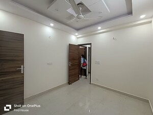 Room in 3 BHK Builder Floor at Malviya Nagar – for Sale