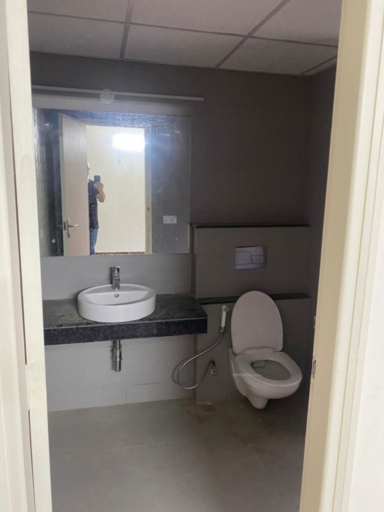 Bathroom, bestech-park-view-altura 3 Bedroom 2150 Sq.Ft. Apartment In Sector 79 Gurgaon 10717863