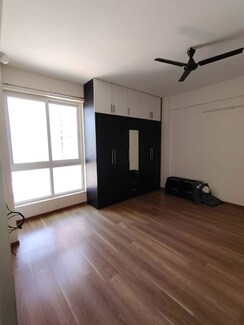 3 BHK Apartment For Rent in Shriram Summitt