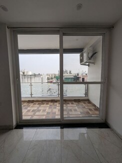 3 BHK +Builder Floor For Rent in Sector 52