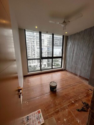 Room in 4 BHK Apartment at M3M Golf Estate, Sector 65 – for Rent