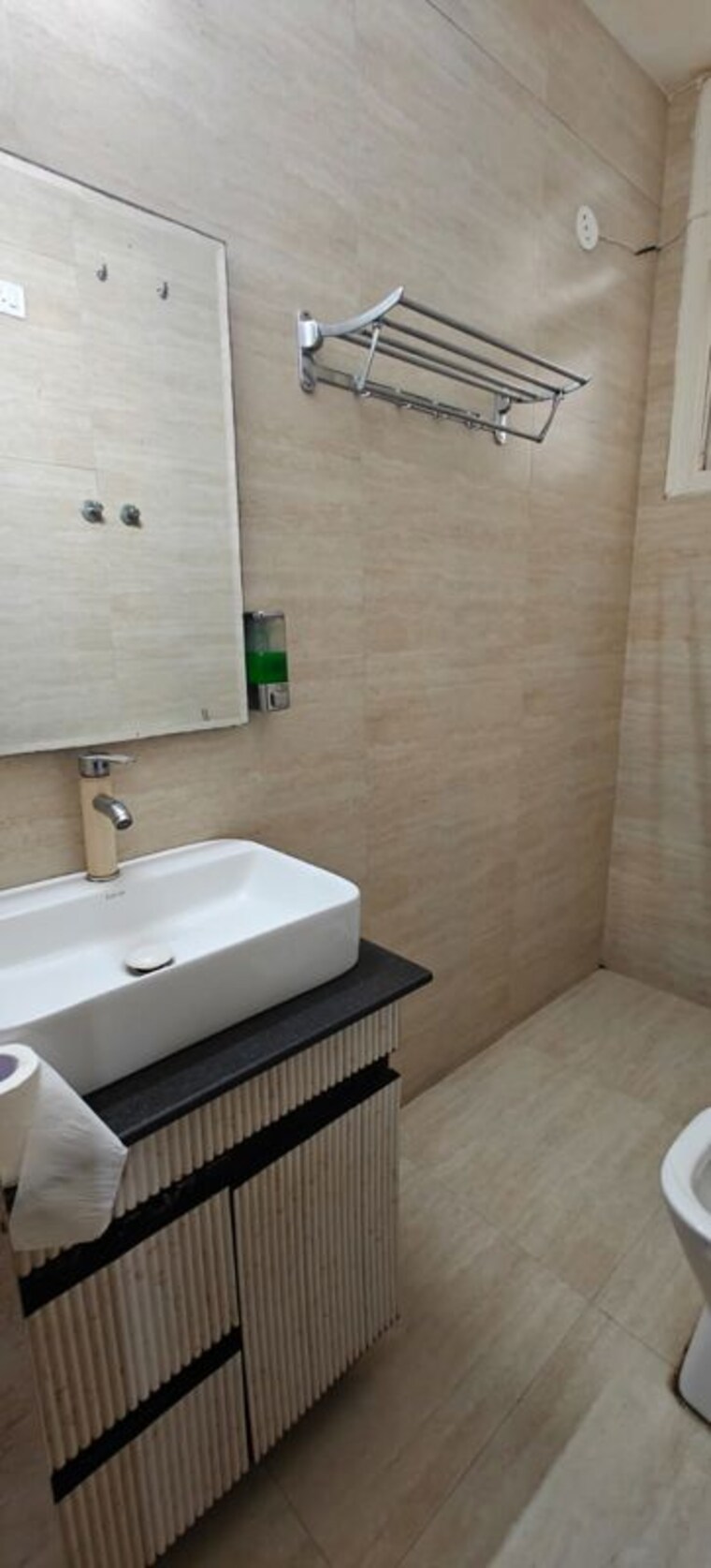 Bathroom, ansal-harmony-homes 4 Bedroom 2400 Sq.Ft. Builder Floor In Sector 57 Gurgaon 10717930
