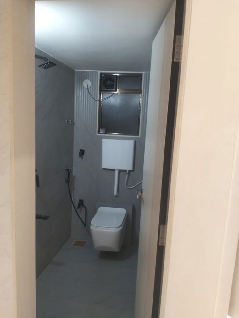 Bathroom, thanekar-bkc-paramount 3 Bedroom 965 Sq.Ft. Apartment In Katrap Thane 10717941