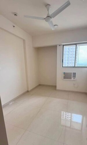Room in 2 BHK Apartment at Lodha Crown Kolshet, Kolshet Road – for Rent