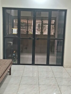 Room in 2 BHK Apartment at Midc – for Rent