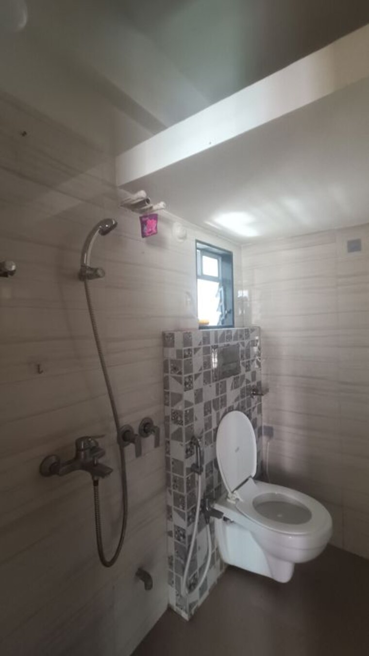 Bathroom, lodha-panacea-1 1 Bedroom 495 Sq.Ft. Apartment In Dombivli East Thane 10718021