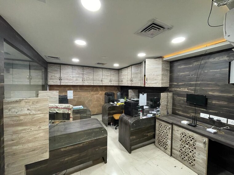 Team Area, bbd bagh Commercial Office Space 1680 Sq.Ft. In Bbd Bagh Kolkata 10718029